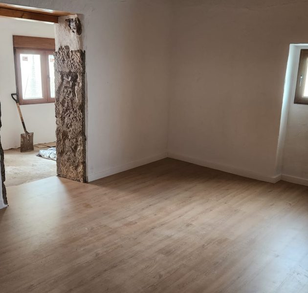 ad94100b-5f25-4259-a250-2b24806d53ca