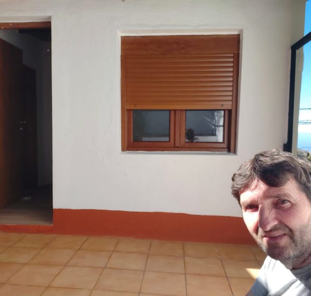 b9903d02-e6a3-41f5-9340-8dbbeda7a12e